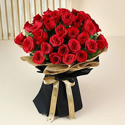 Crimson Love Red Rose Bouquet: Flower Delivery to India