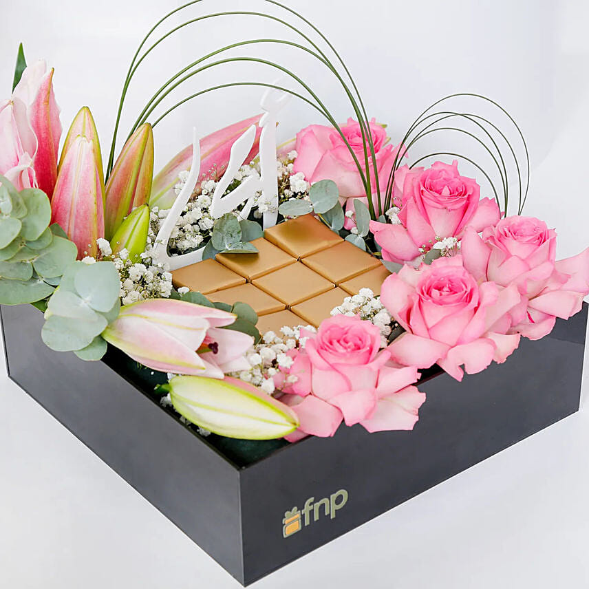 Flower N Chocolate Box Arrangement For Mom
