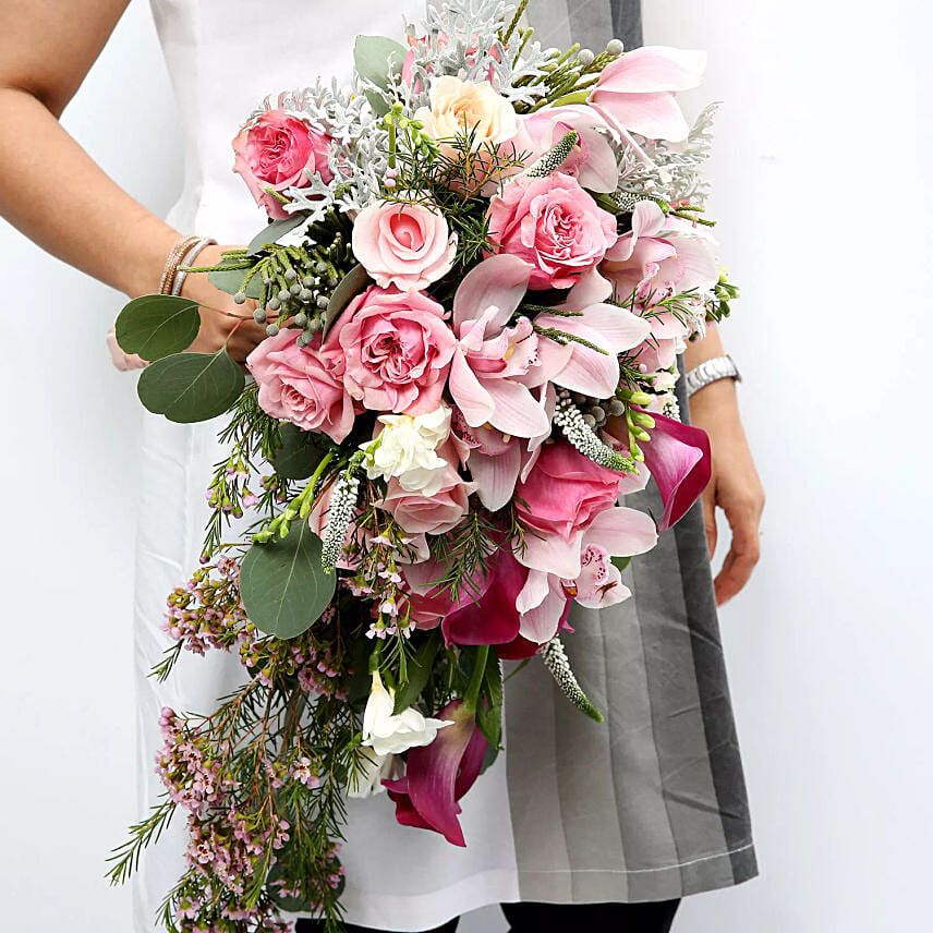 Mixed Roses and Calla Lilies Bouquet