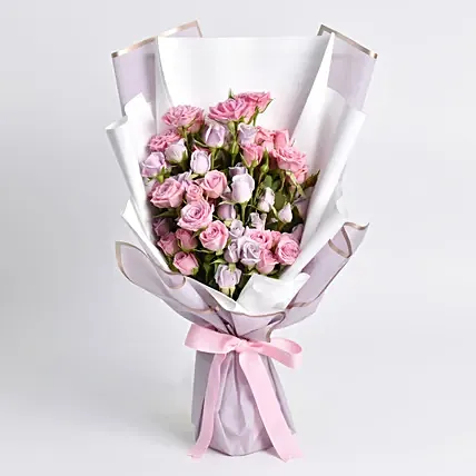 Purple and Pink Spray Roses Bunch: هدايا عيد الأم في الكويت