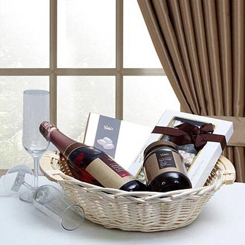 gift-hampers for him