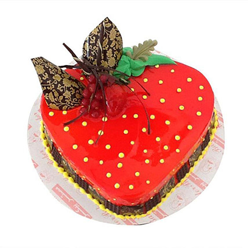 Heartshape Strawberry Cake