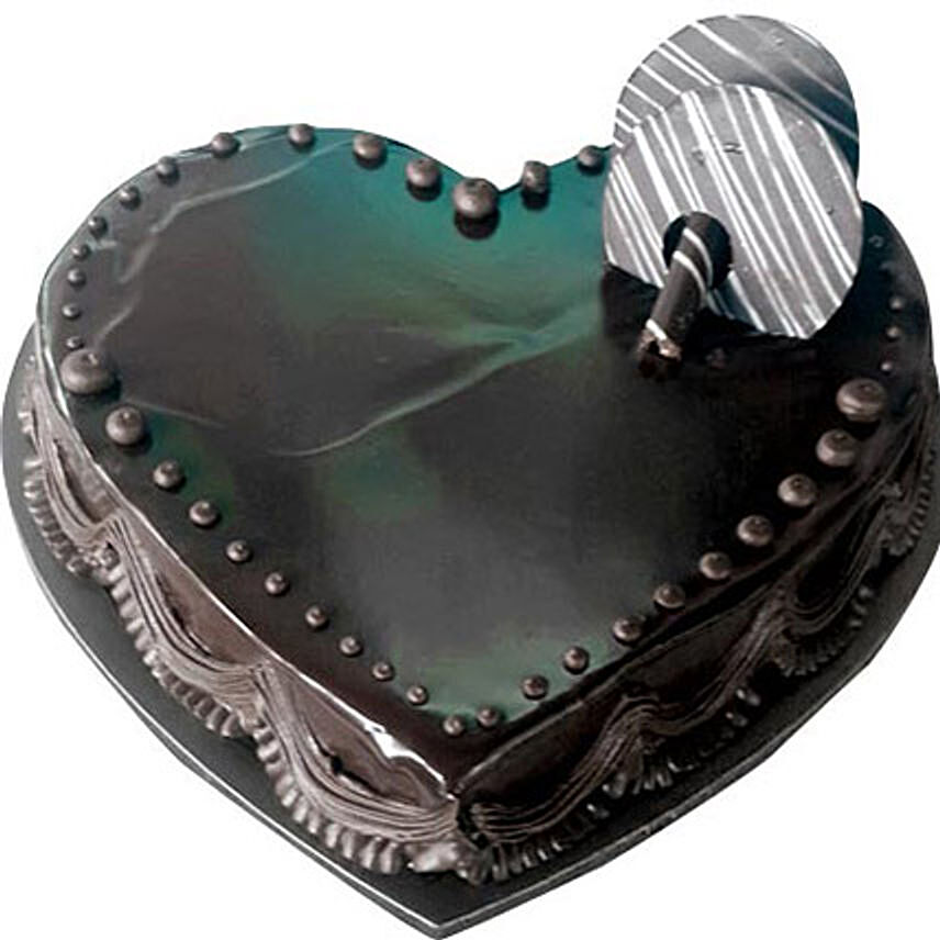Chocolate Truffle Heartshape cake 16 Portion
