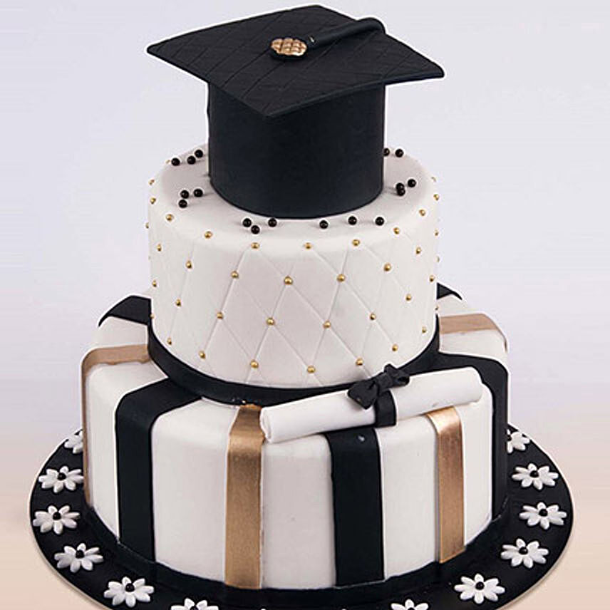 Graduation Hat Cake 6 Kg Vanilla Flavour