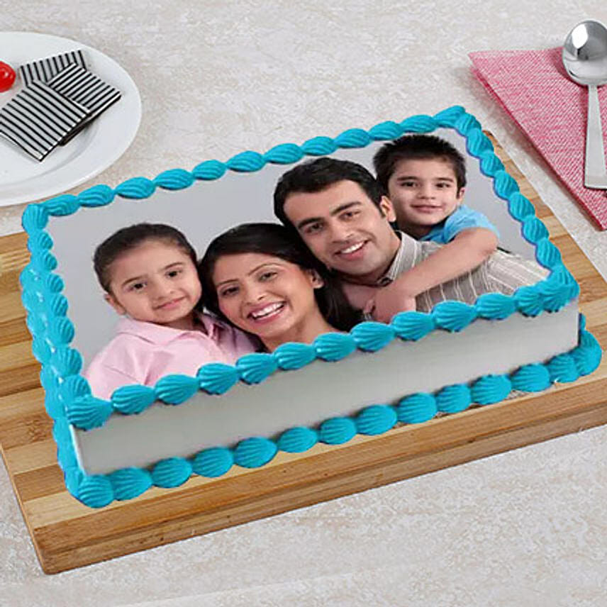 Tempting Photo Cake 2 Kg Vanilla Cake