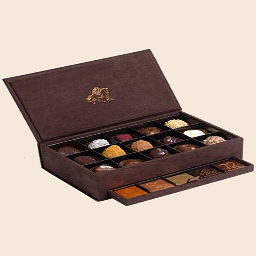 Royal Coffret Of Delights