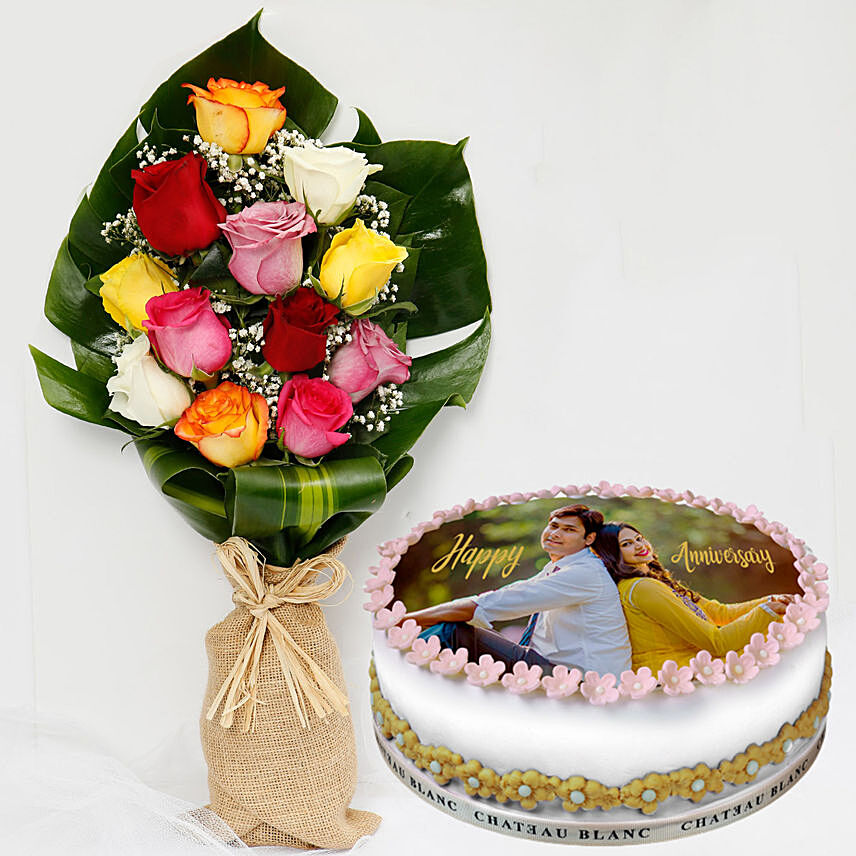 Bouquet of Roses & Vanilla Cake