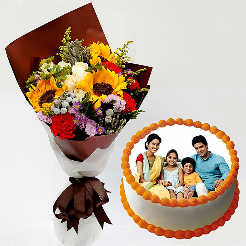 Pretty Flower Bunch & Vanilla Cake- 1 Kg