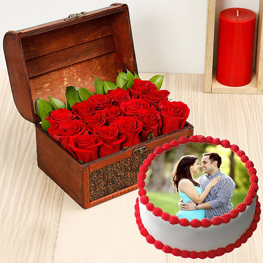 Roses Treasure Box & Chocolate Cake- 3 Kg