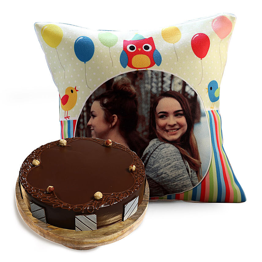 Colourful Cushion with Choco Hazelnut Cake