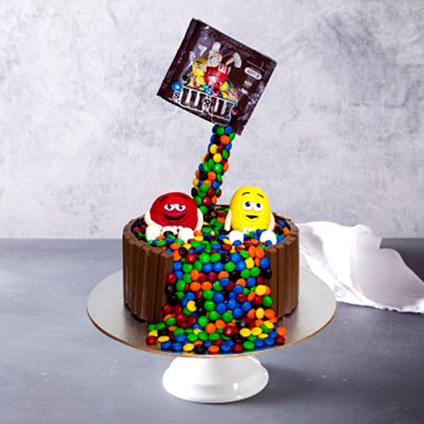 I Love M&M Cake