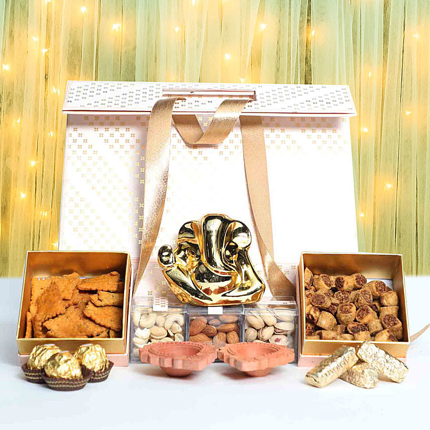 Order Diwali Gifts In Peach Hamper Online | Same-Day Delivery UAE - Fnp.ae