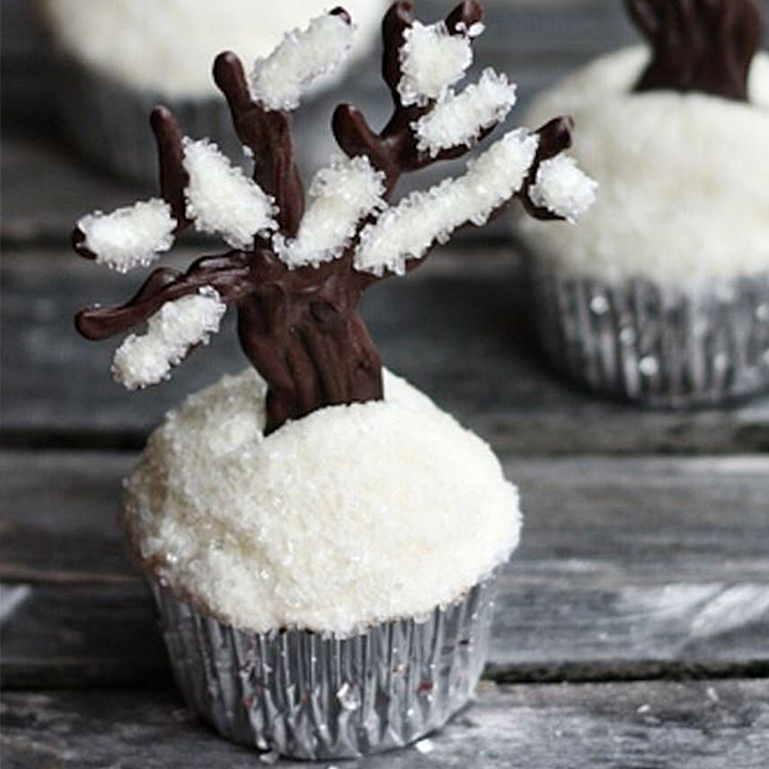 Snowy Cupcakes 12 Pcs