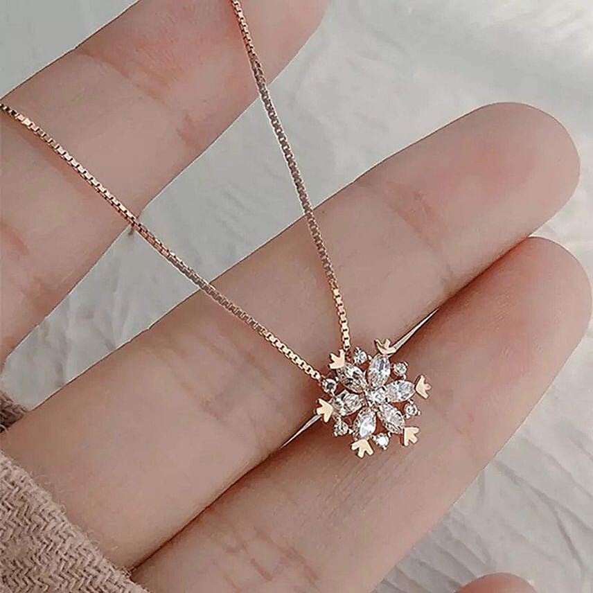 Snowflake necklace deals