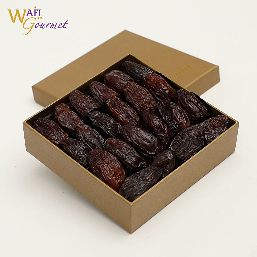 A Box Of Seedless Majdool Dates 1kg