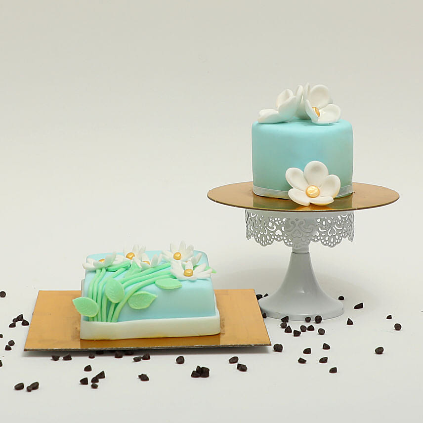 Fondant Icing Chocolate Mono Cake Duo