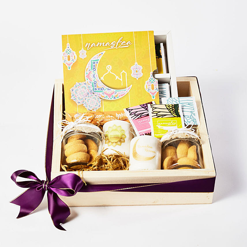 Ramadan Special Printed Candles N Cookies Hamper