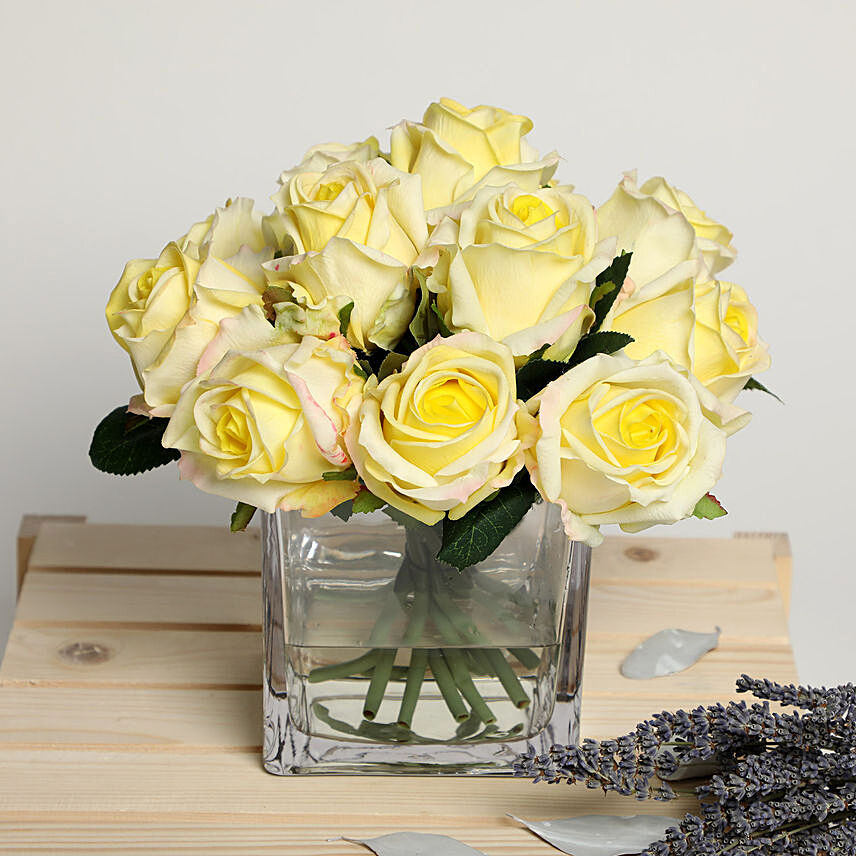 Lovely 15 Yellow Artificial Roses In Glass Vase