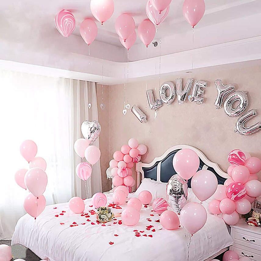 I Love You Mixed Balloons & Rose Petals Decor