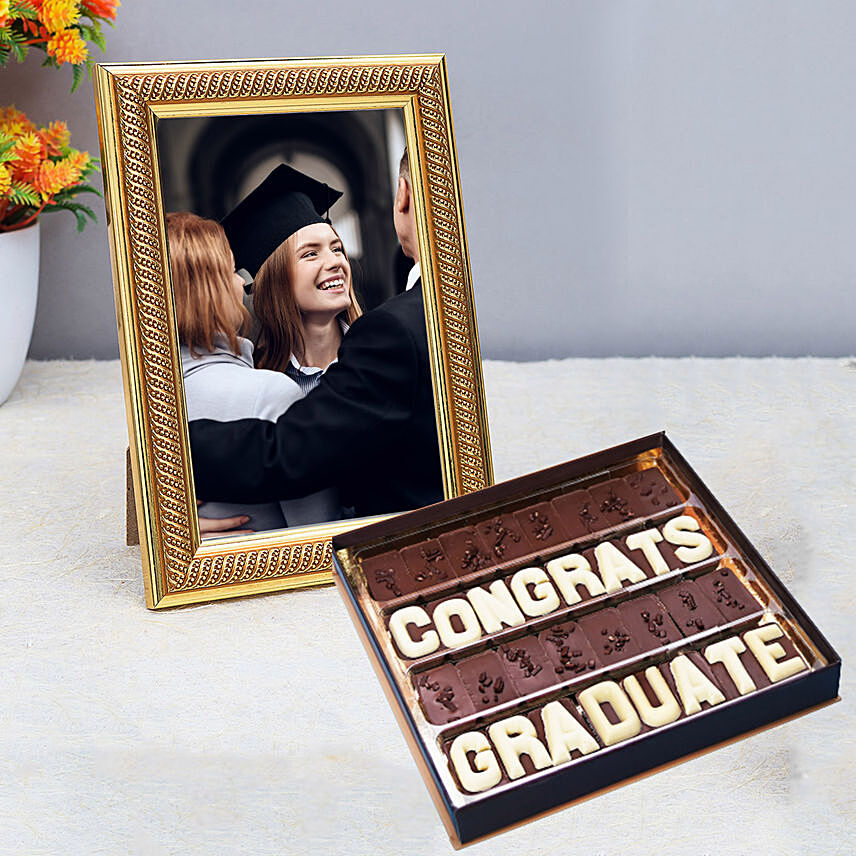 Photo Frame With Graduation Chocolates