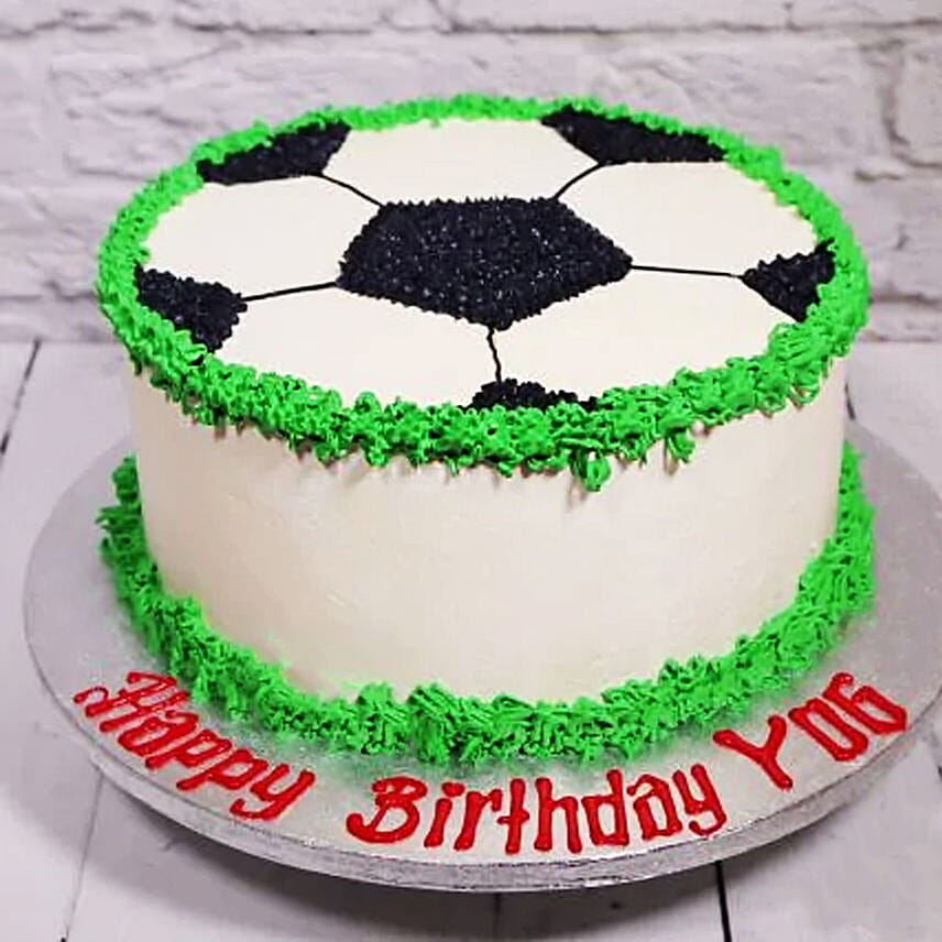 19 Birthday Cake Ideas to Make | LoveCrafts
