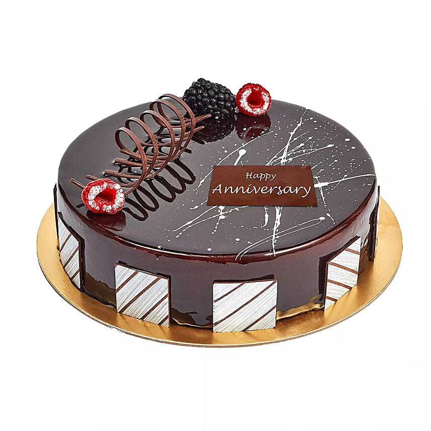 Half Kg Eggless Chocolate Truffle Anniversary Cake