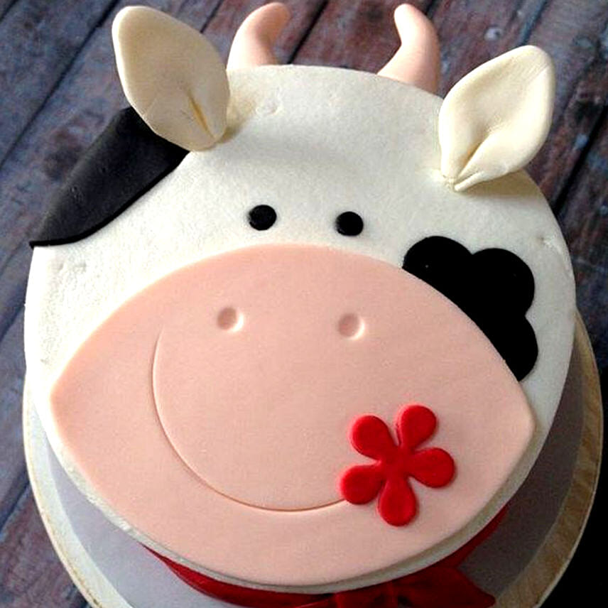 Cute Cow Designer Vanilla Cake- 2 Kg