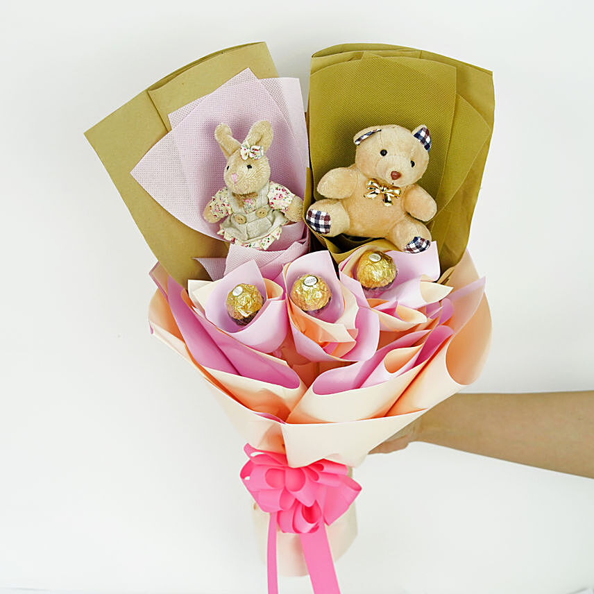 Mini Cuddles and Rocher Bouquet