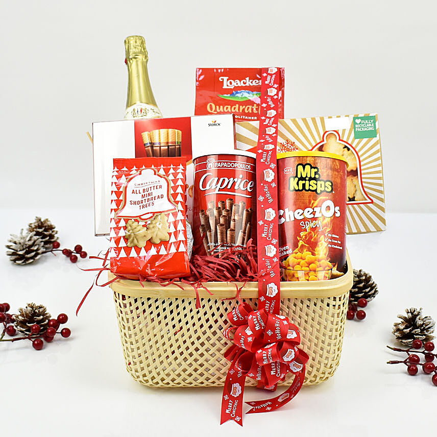 Xmas Gift Basket of Snacks n Juice