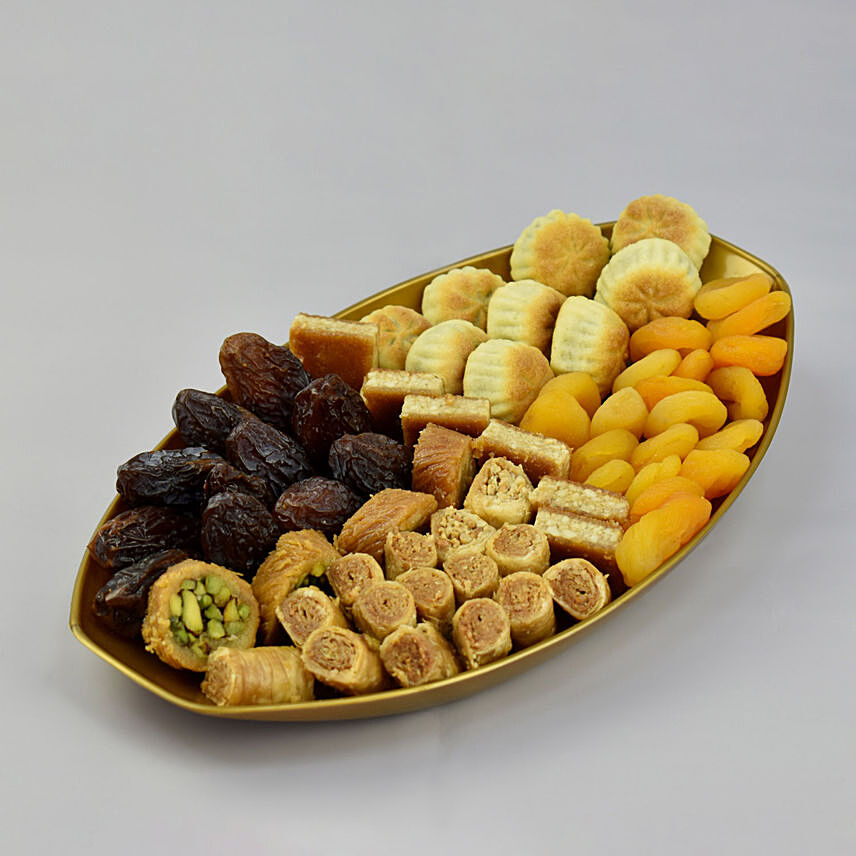 Perfect Ramadan and Eid Wishes Platter