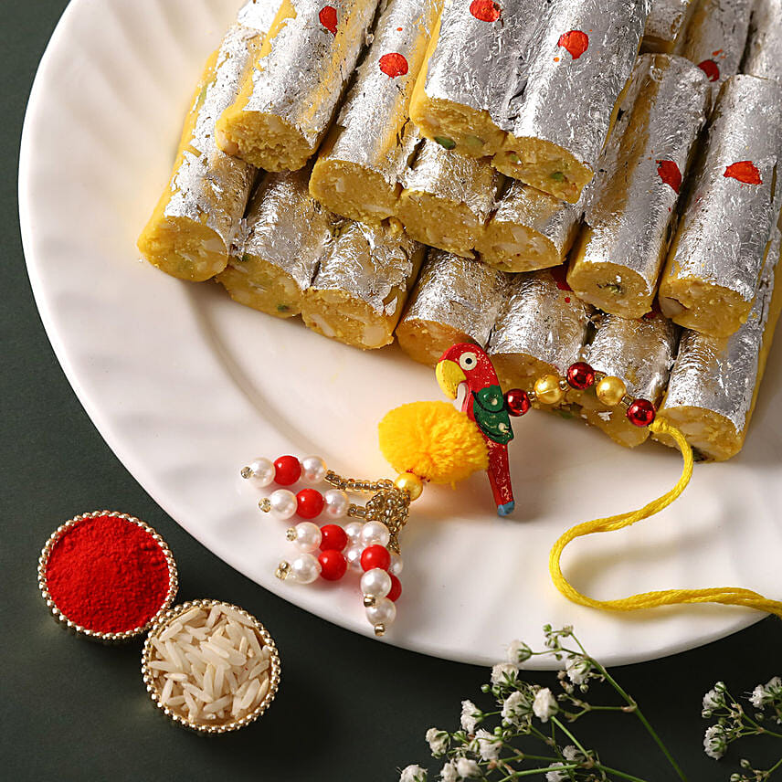 Sneh Classic Lumba Rakhi with 500 grams Kaju Rolls