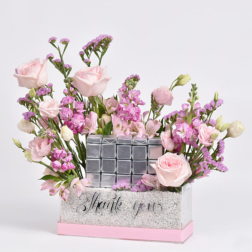 Online Thank You Flowers and Chocolates Gift Delivery in UAE FNP