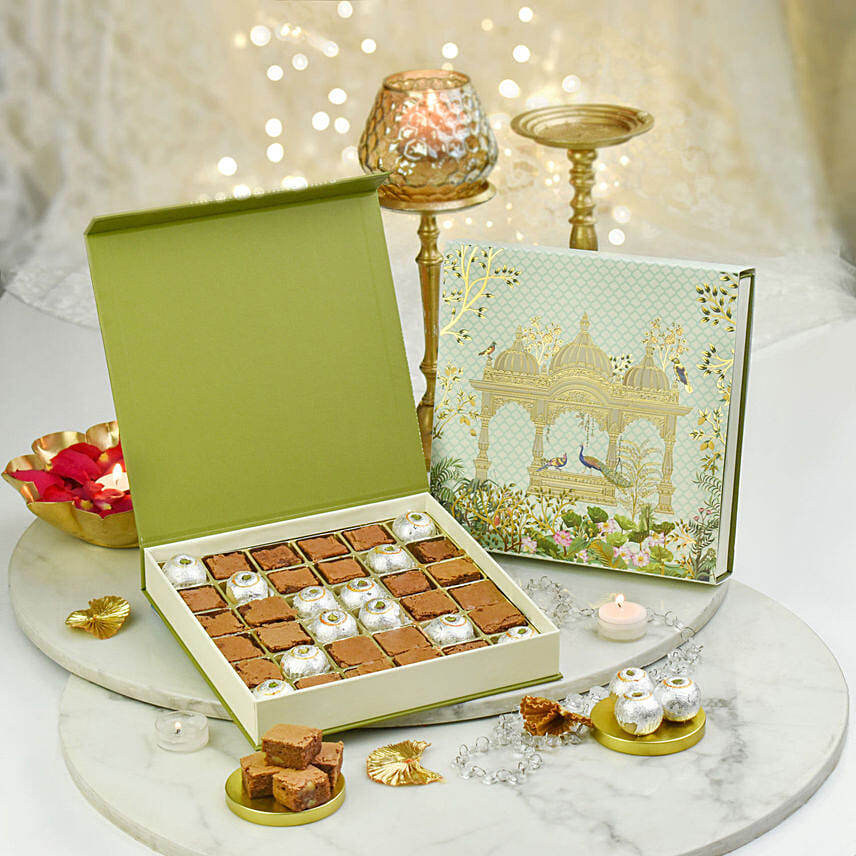 Kaju Peda and Brownies Bites Big Box