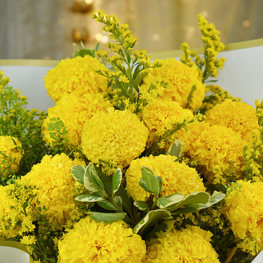 Online Marigold Flower Bouquet Gift Delivery in UAE FNP