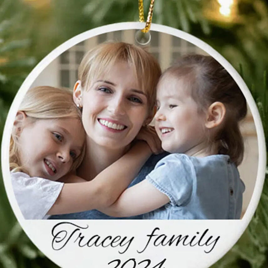 Online Family Christmas Ornament Gift Delivery in UAE FNP
