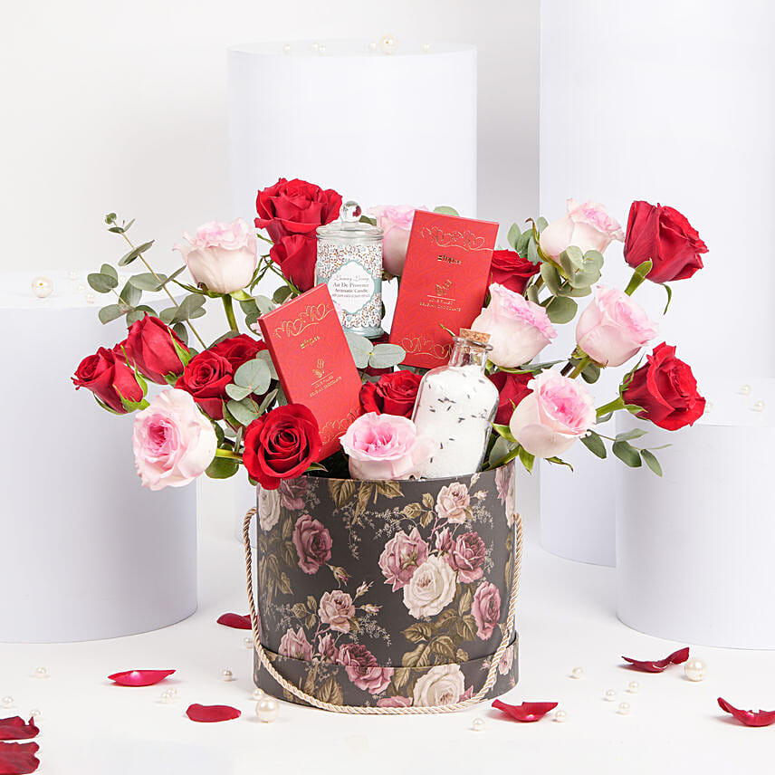 Online Roses and Chocolates in Printed Hat Box Gift Delivery in UAE FNP