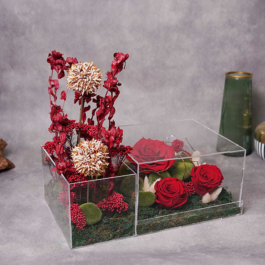 Online Forever Rose Garden Gift Delivery in UAE FNP