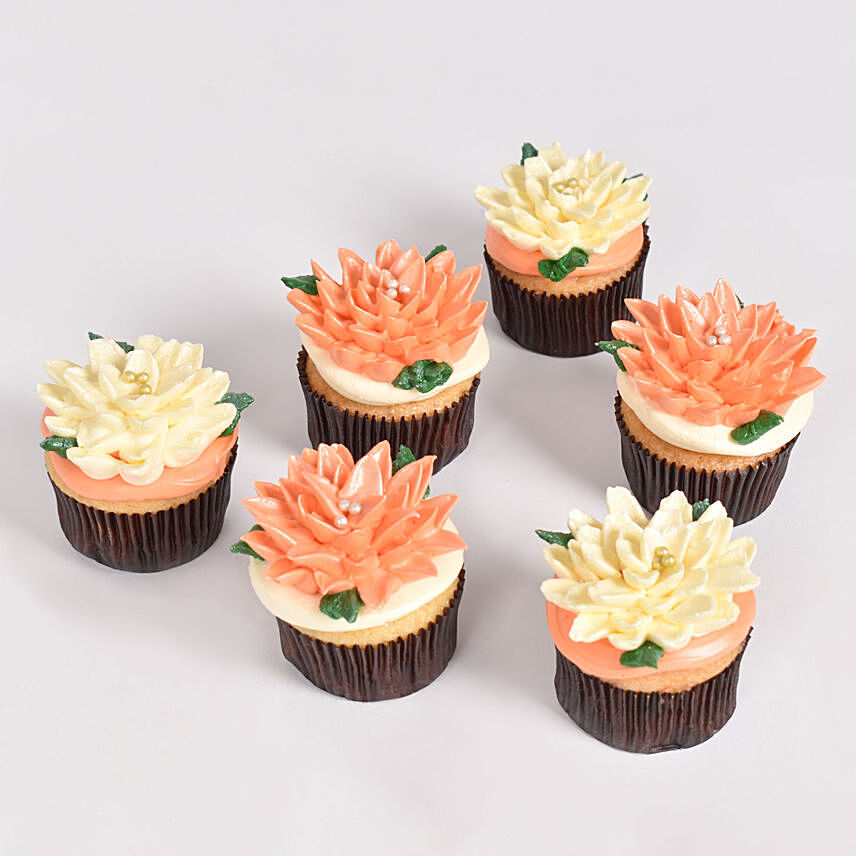 Flowers on Top Cupcakes