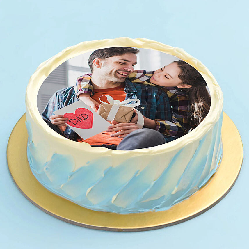 Online Personalised Delicious Half Kg Cake Gift Delivery in UAE FNP
