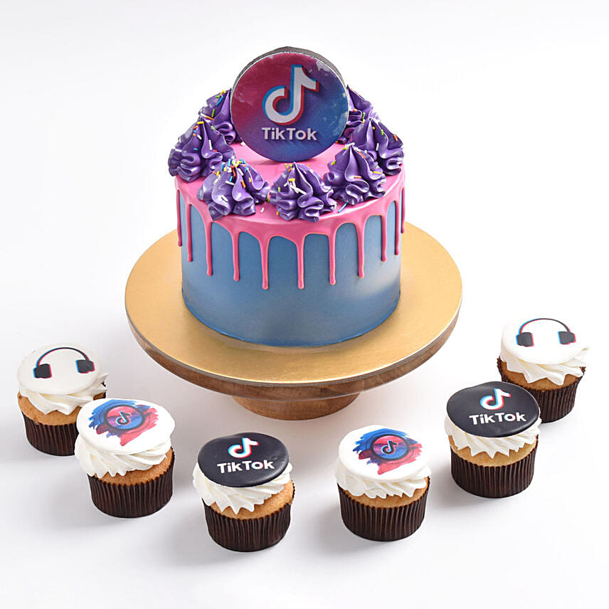 Tik Tok Cake With Cupcakes