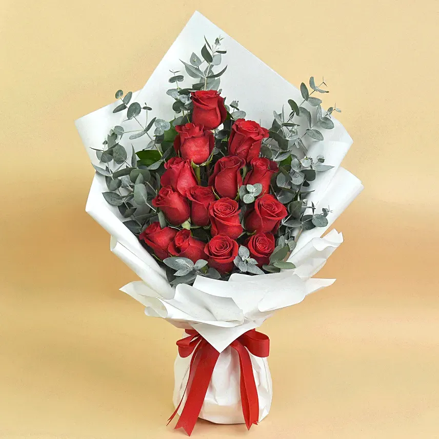 هدية باقة ورد أحمر 15 وردة لفة لون أبيض
