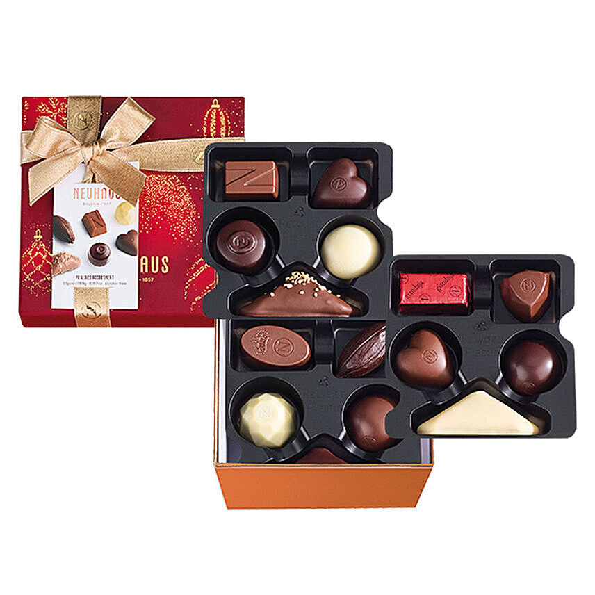 Christmas Gift Box Medium 15 Chocolates By Neuhaus