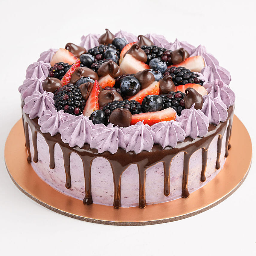 Delicious Chocolate Berry Eggless Cake Half Kg