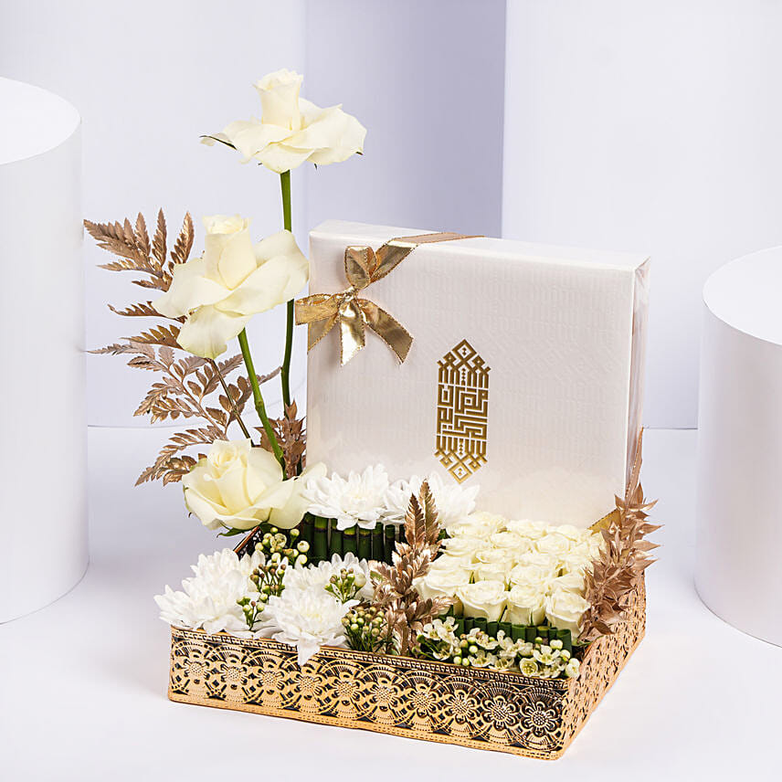 Bateel Pearl Medium Gift Set Assorted in Golden Flowers Tray