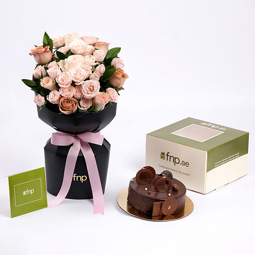 Roses Beauty Arrangement with Chocolate Cake