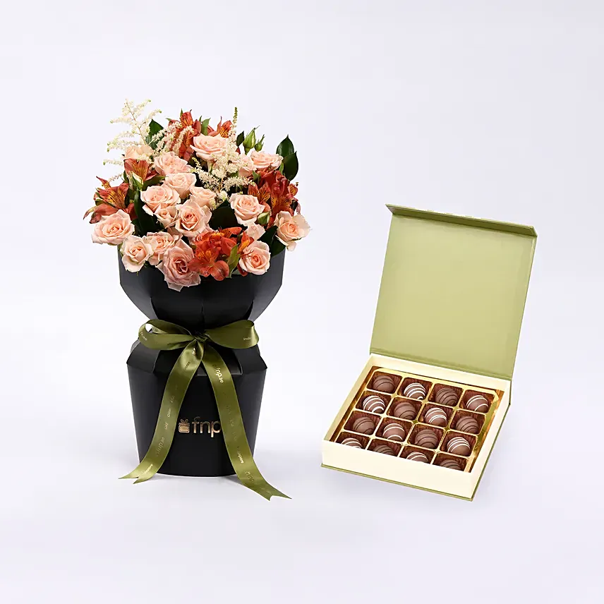 Roses Beauty Arrangement with Chocolate