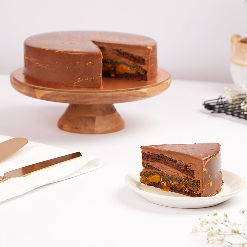 Dubai chocolate Mango Cake