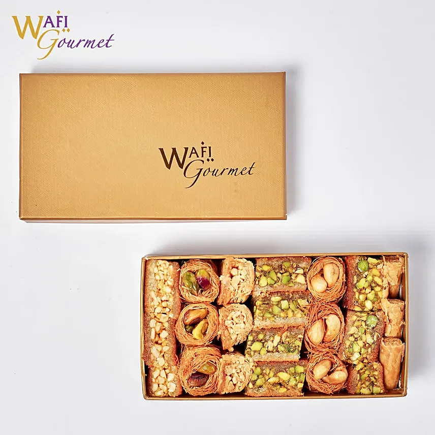 وافي جورميه - بوكس تشكيلة بقلاوة عربية 500 غرام وافي جورميه - بوكس تشكيلة بقلاوة عربية 500 غرام: حلويات لبنانية