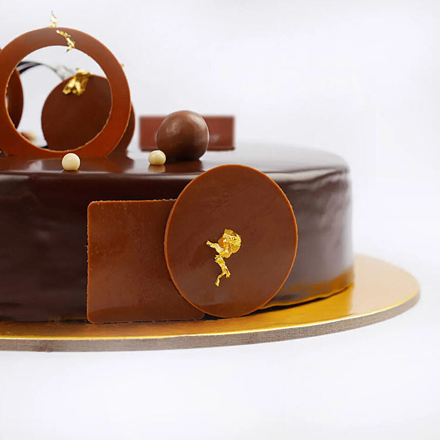 1 Kg Fudge Cake For Birthday