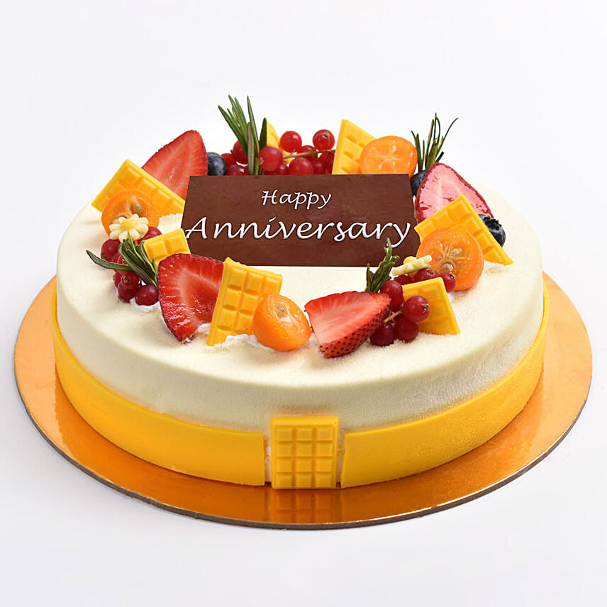 2 Kg Vanilla Berry Cake For Anniversary